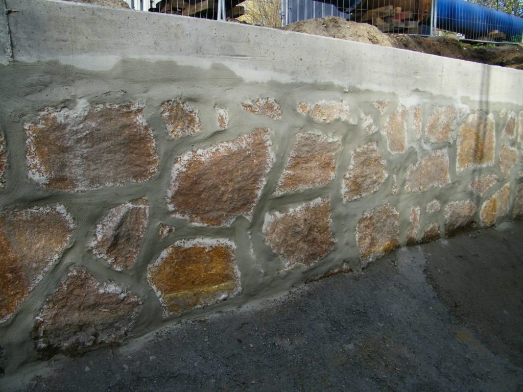 Natursteinmauer Verfugen